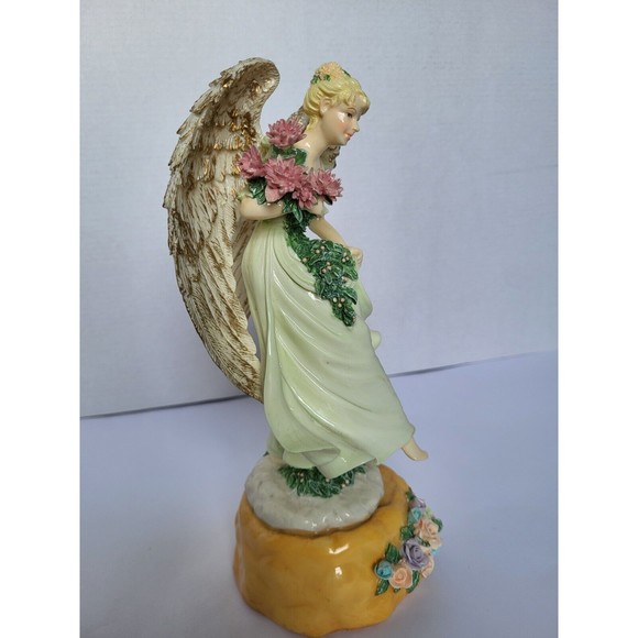 Vintage Dillards Christmas Angel Flowers Hand Painted 'The First Noel' Figurine - Picture 9 of 12